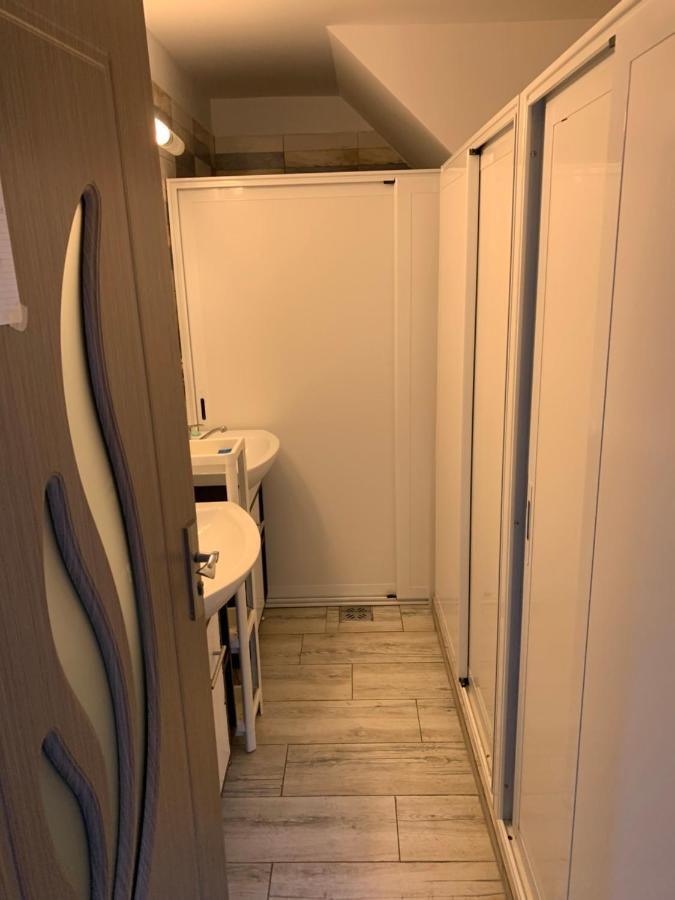 Hostel Monument Bucureşti Eksteriør bilde