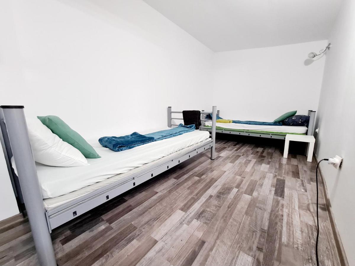Hostel Monument Bucureşti Eksteriør bilde